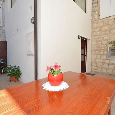 Irvin Apartment